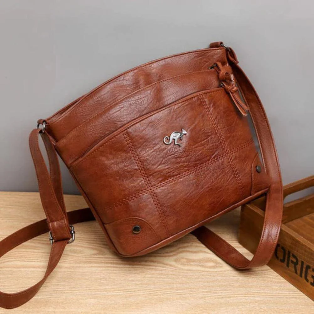 Alina | Past Overall — Simple Leather Bag