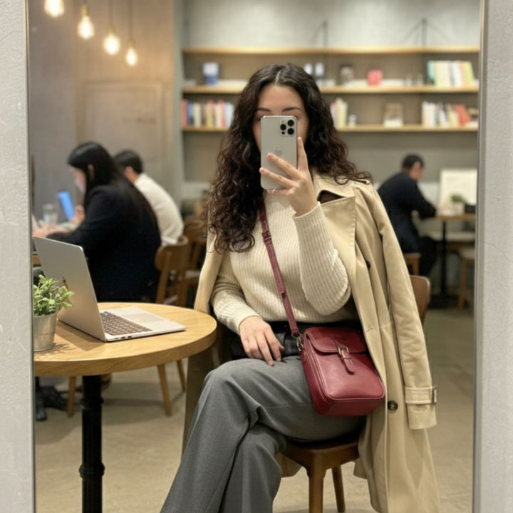 Sienna Mini-Messenger - Cognac
