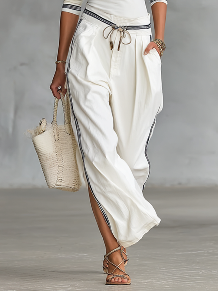 Hannah | Two-Piece Sports Set with Stand-Up Collar and Pants