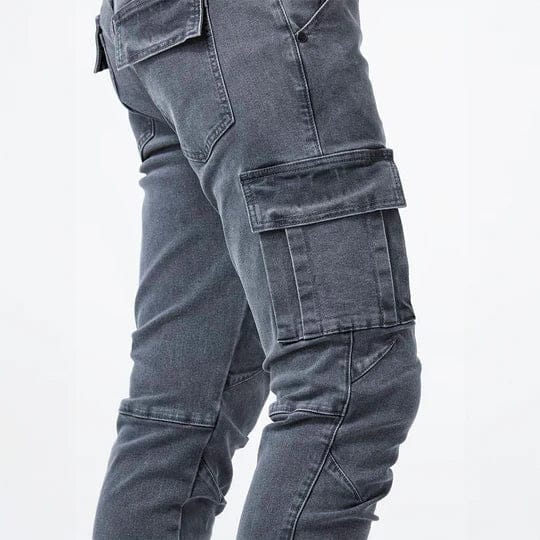 Men’s Slim-Fit Cargo Jeans