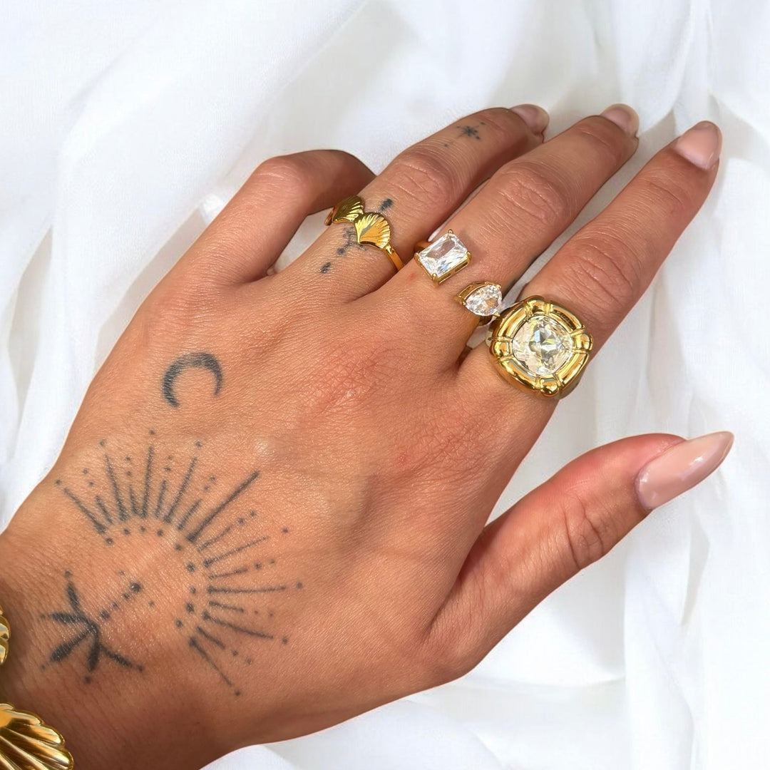 Elara Ring (Adjustable)