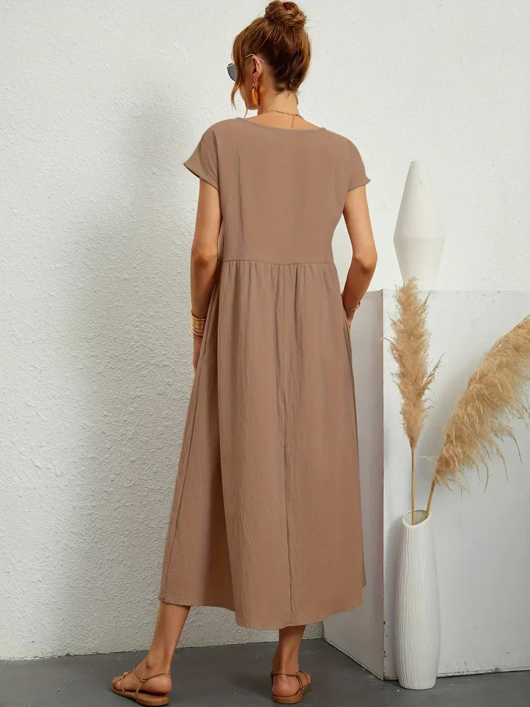 Gabriela™ | Midi fluid dress of timeless elegance