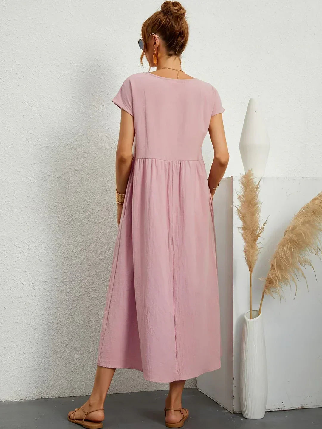 HEIKE | FLOWING MIDI DRESS OF TIMELESS ELEGANCE