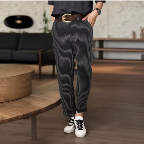 MATHILDA | ELEGANT, FIGURE-FLATTERING TROUSERS WITH STRIPES
