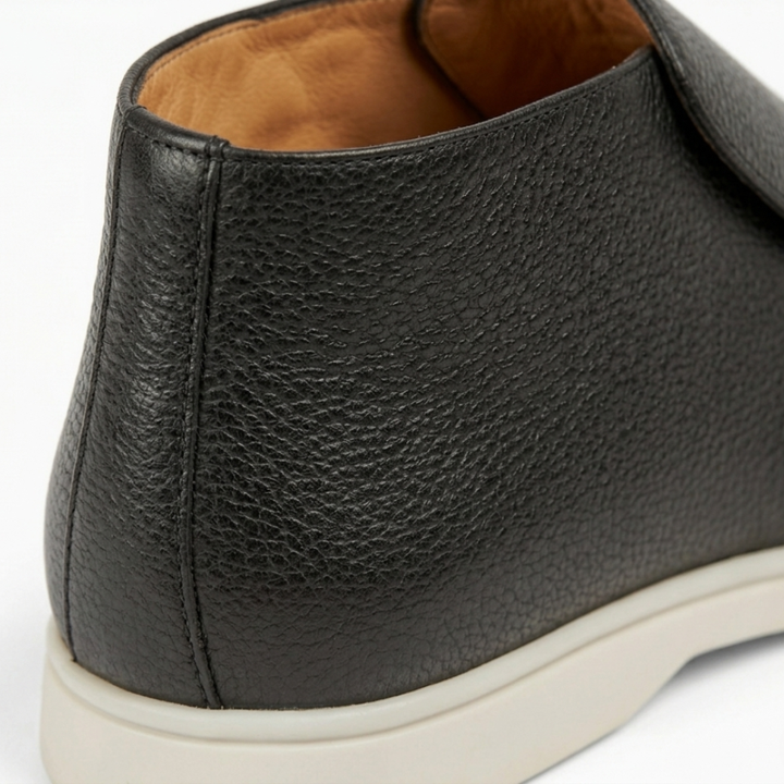 Vincenzo - Black Leather