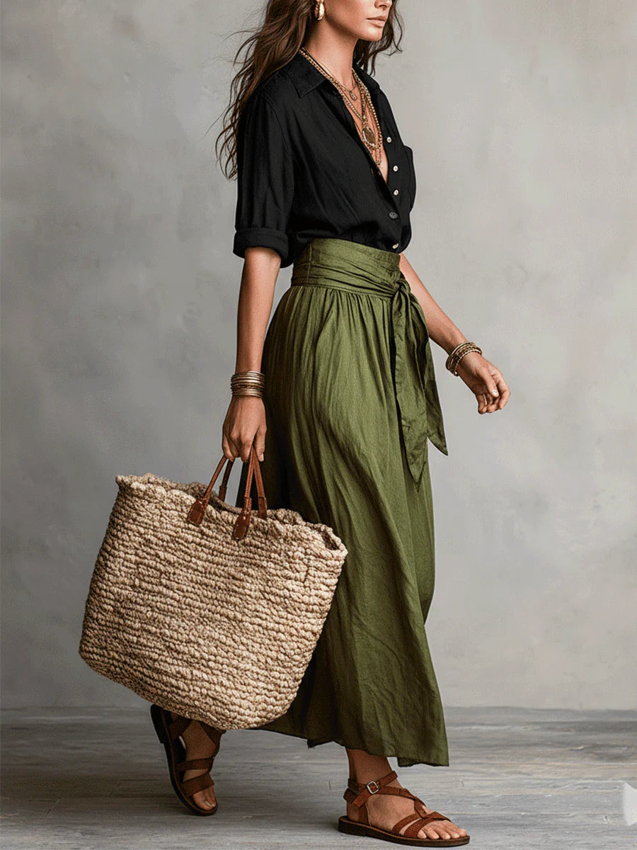 Vera™ | Set of two pieces: black t-shirt and olive green midi skirt