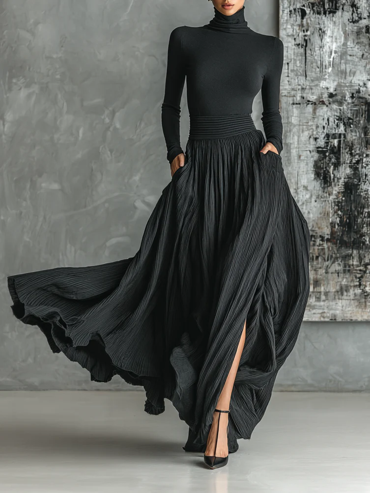 Eva™ | Elegant set with pleated skirt