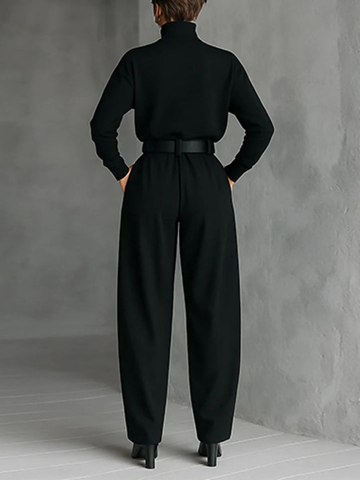 Lisa™ | 2-piece black set with belt