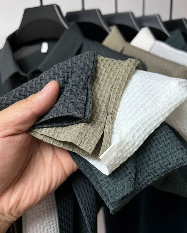 Men’s Textured Button-Up Polo Shirt