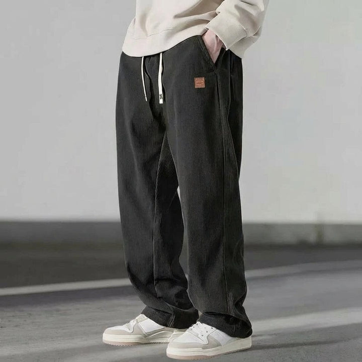 Men’s Relaxed-Fit Corduroy Joggers