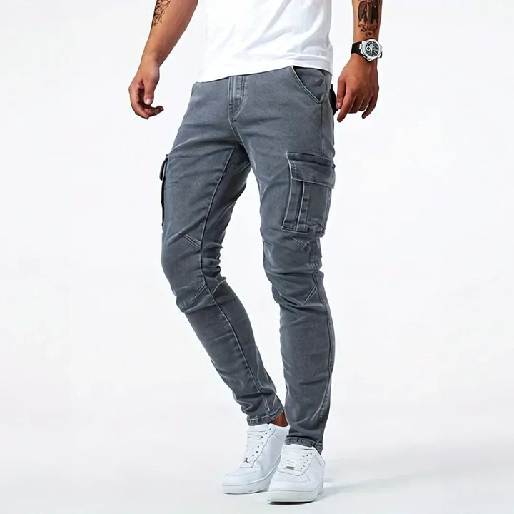 Men’s Slim-Fit Cargo Jeans